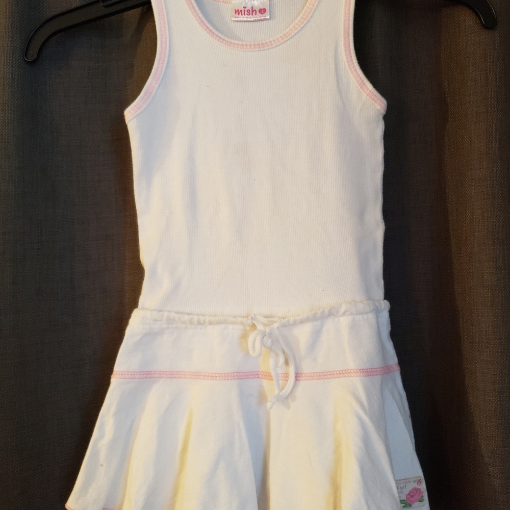 Girls dress